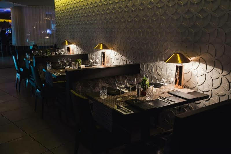 灯塔酒店 桑迪福德 外观 照片